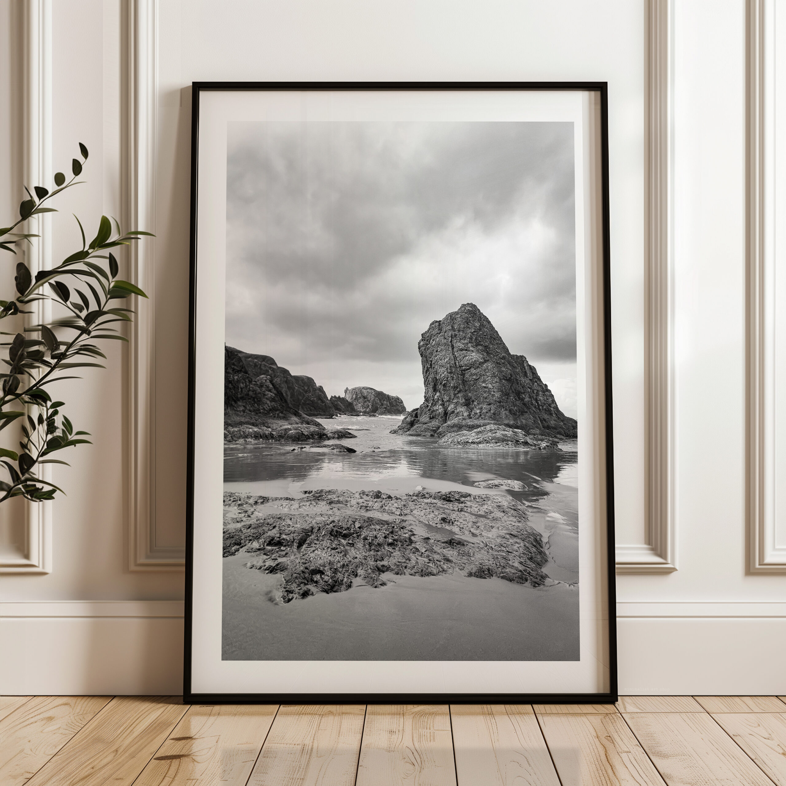 Bandon Beach Black White Photo Print Oregon Coast • Wall Art Moody • Photography Jessie Dysart Bandon Beach Black White Photo Print Oregon Coast • Wall Art Moody • Photography Jessie Dysart